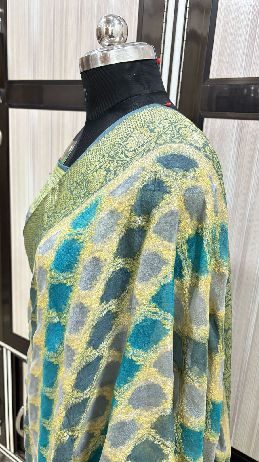 Banarasi Viscose Silk Hand Loom Saree