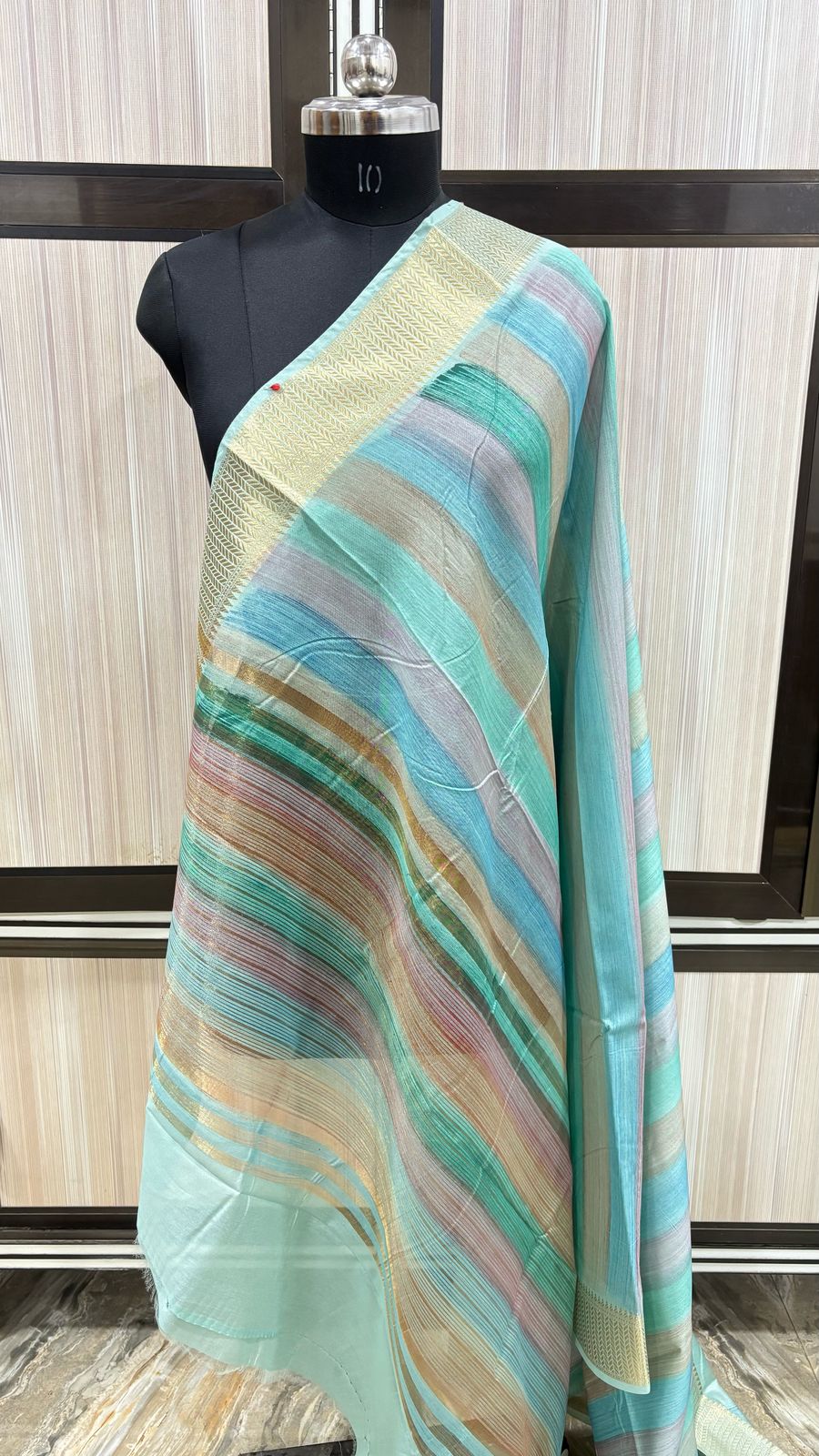 Malmal Hand Brush Work Saree