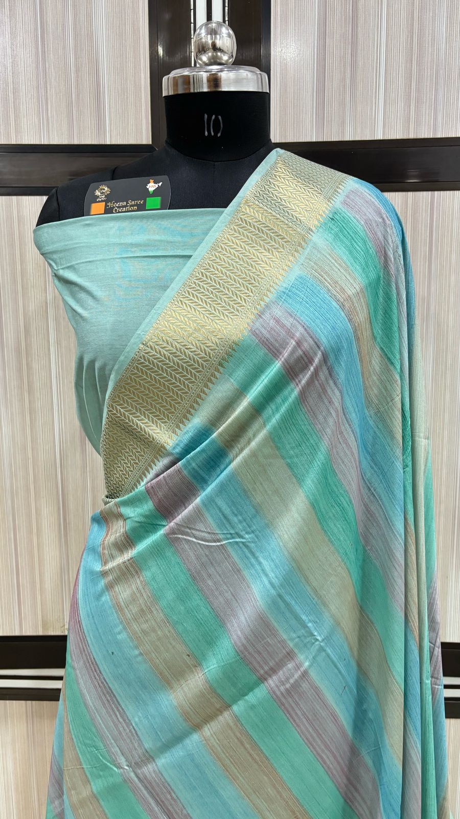 Malmal Hand Brush Work Saree